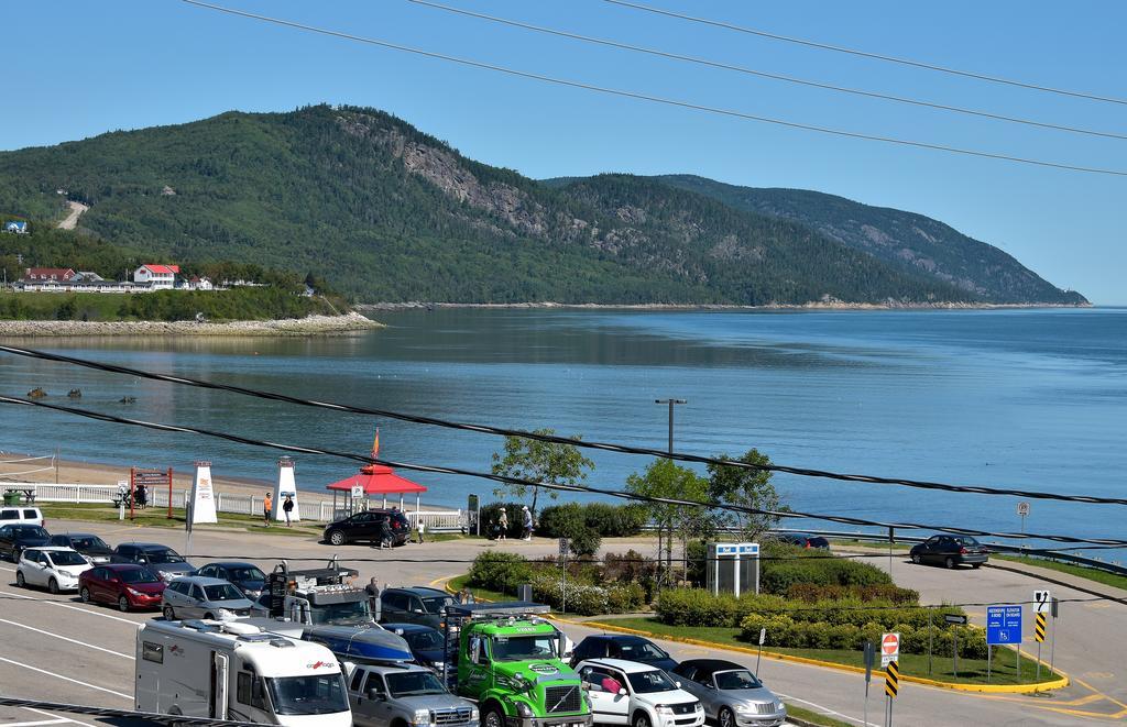 Motel Et Chalets Bo-Fleuve Evangeline Saint-Siméon Eksteriør billede