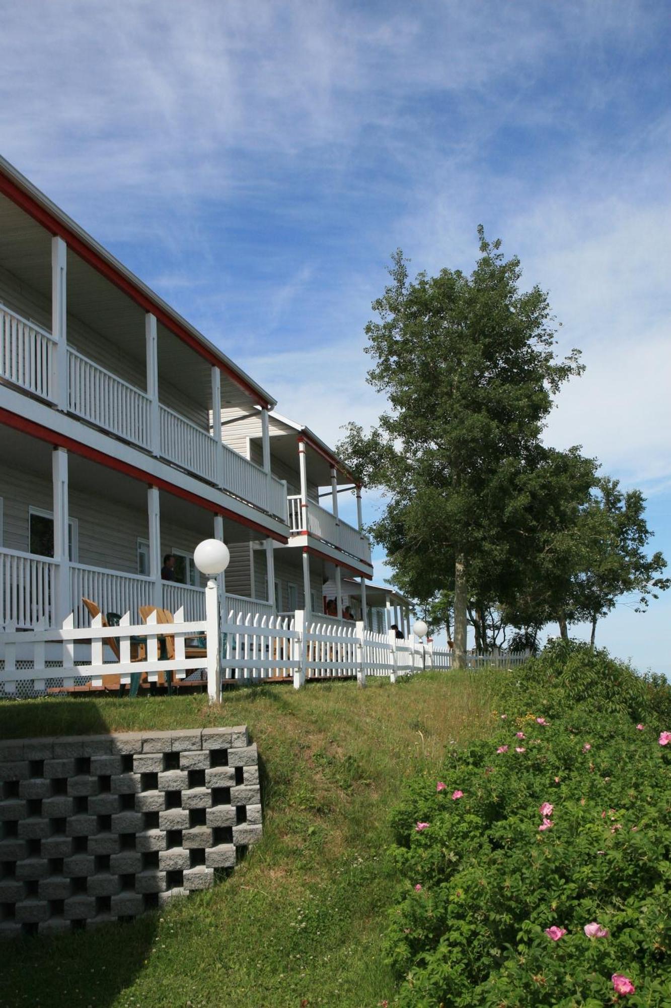 Motel Et Chalets Bo-Fleuve Evangeline Saint-Siméon Værelse billede