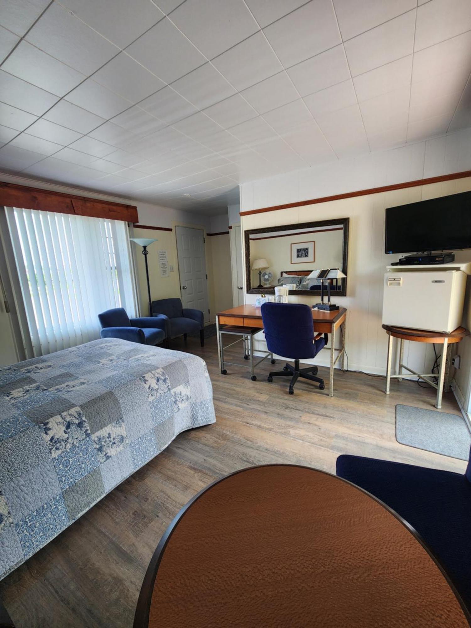 Motel Et Chalets Bo-Fleuve Evangeline Saint-Siméon Eksteriør billede